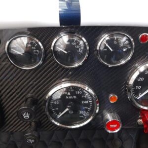 Backdraft BDR gauge set in km/h fitted to a carbon dash